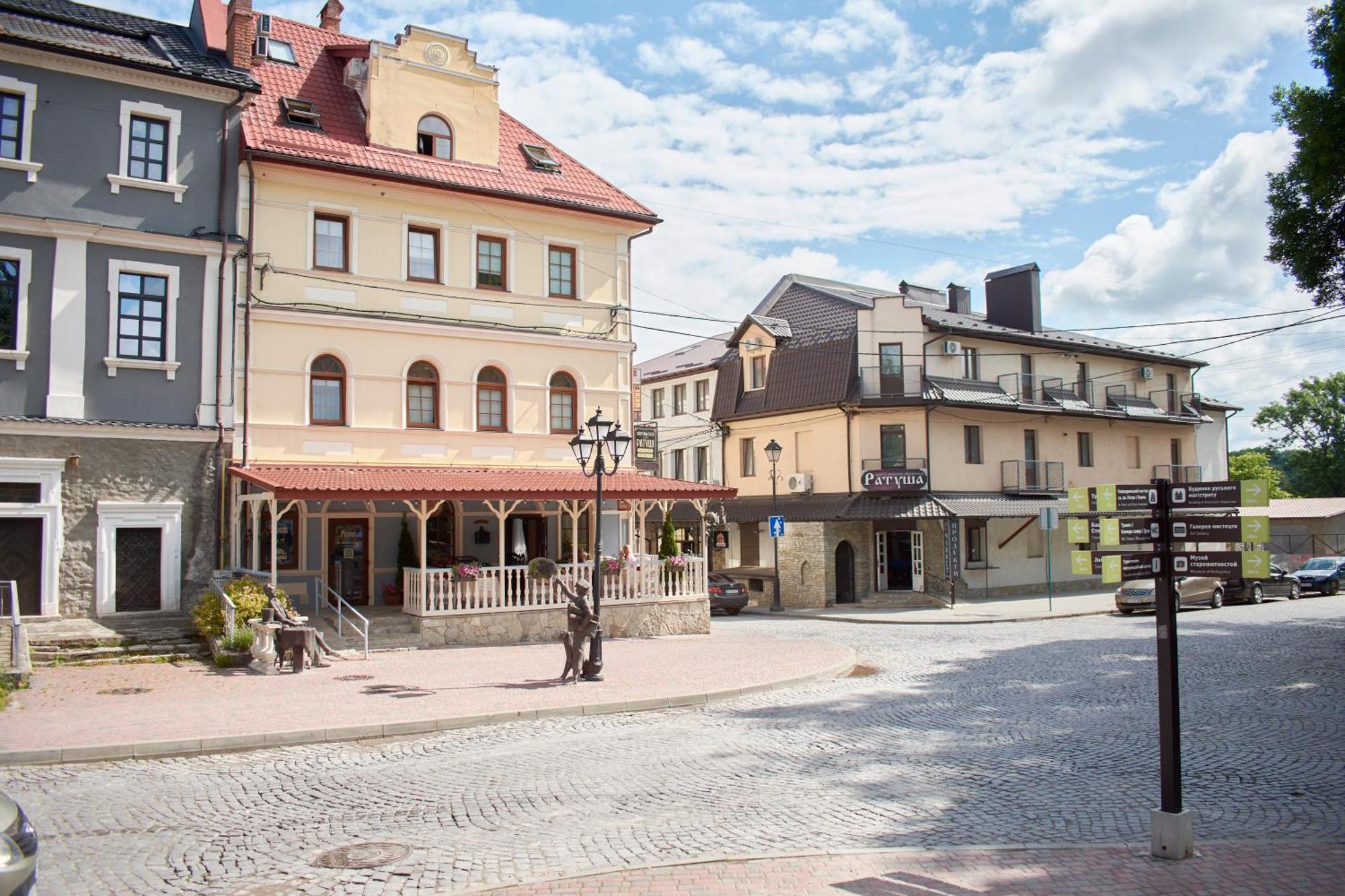 Florian Hotel Kamianets-Podilskyi Exterior photo